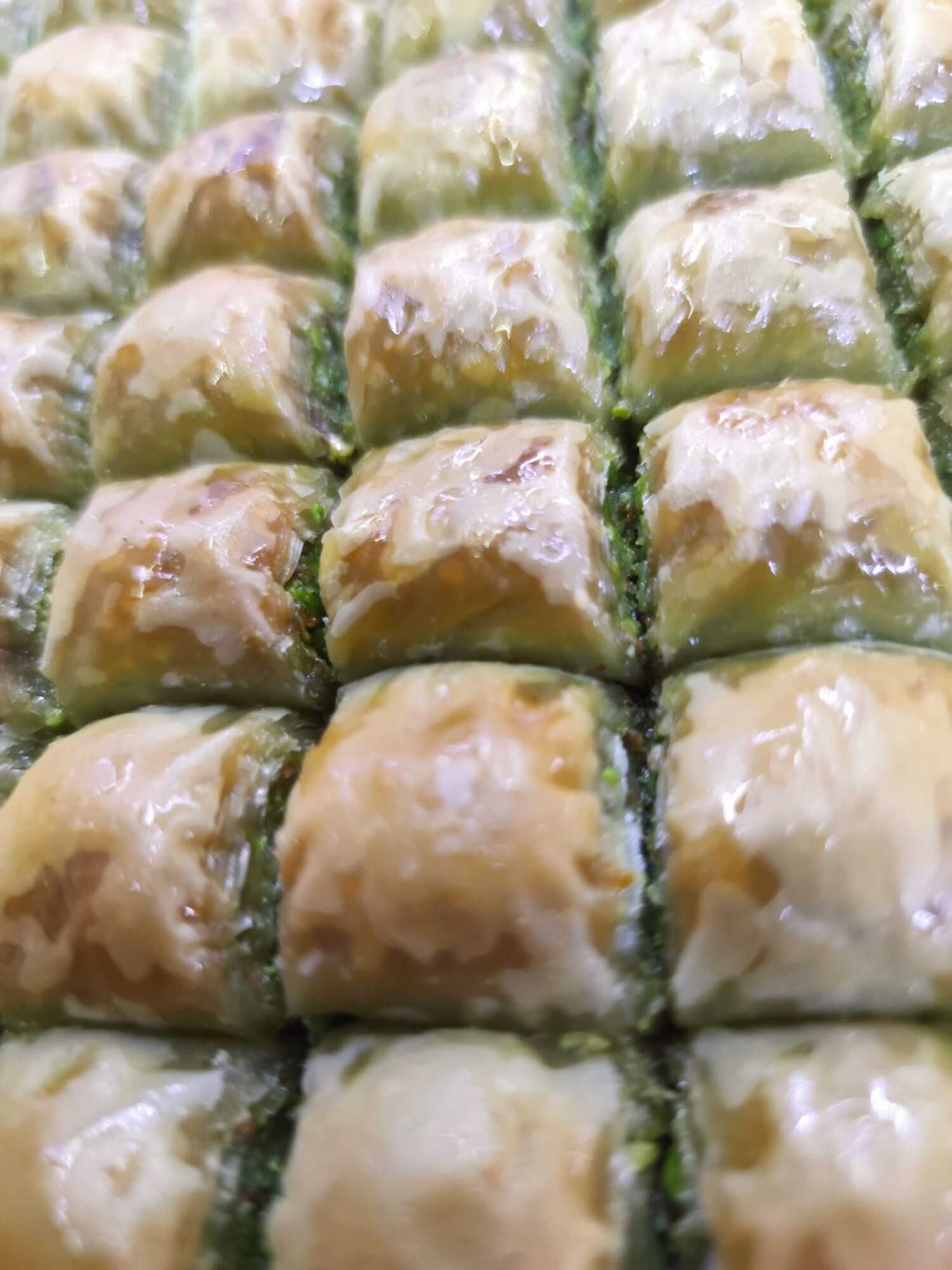 Tereyağlı Bol Fıstıklı Baklava (500 gr.)