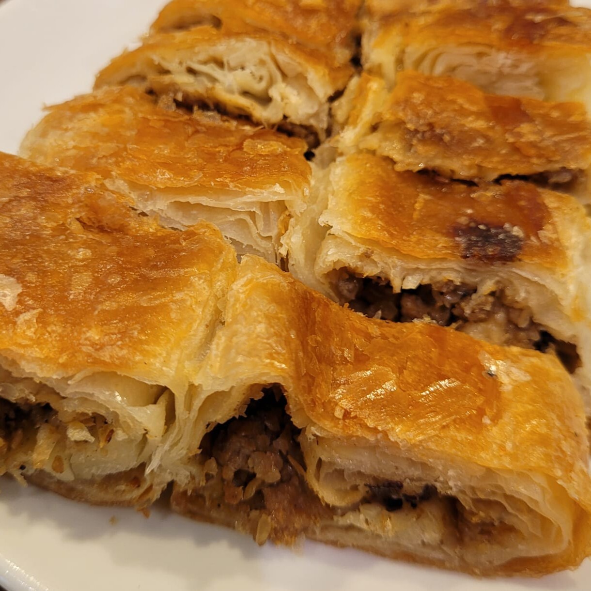Kıymalı Kol Böreği (500 gr)