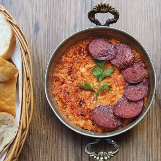 Sucuklu Menemen