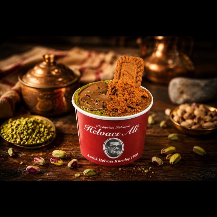 Lotus Bisküvili İrmik Helvası & Dubai Sosu Dondurmasız (Extra boy 260 gr)