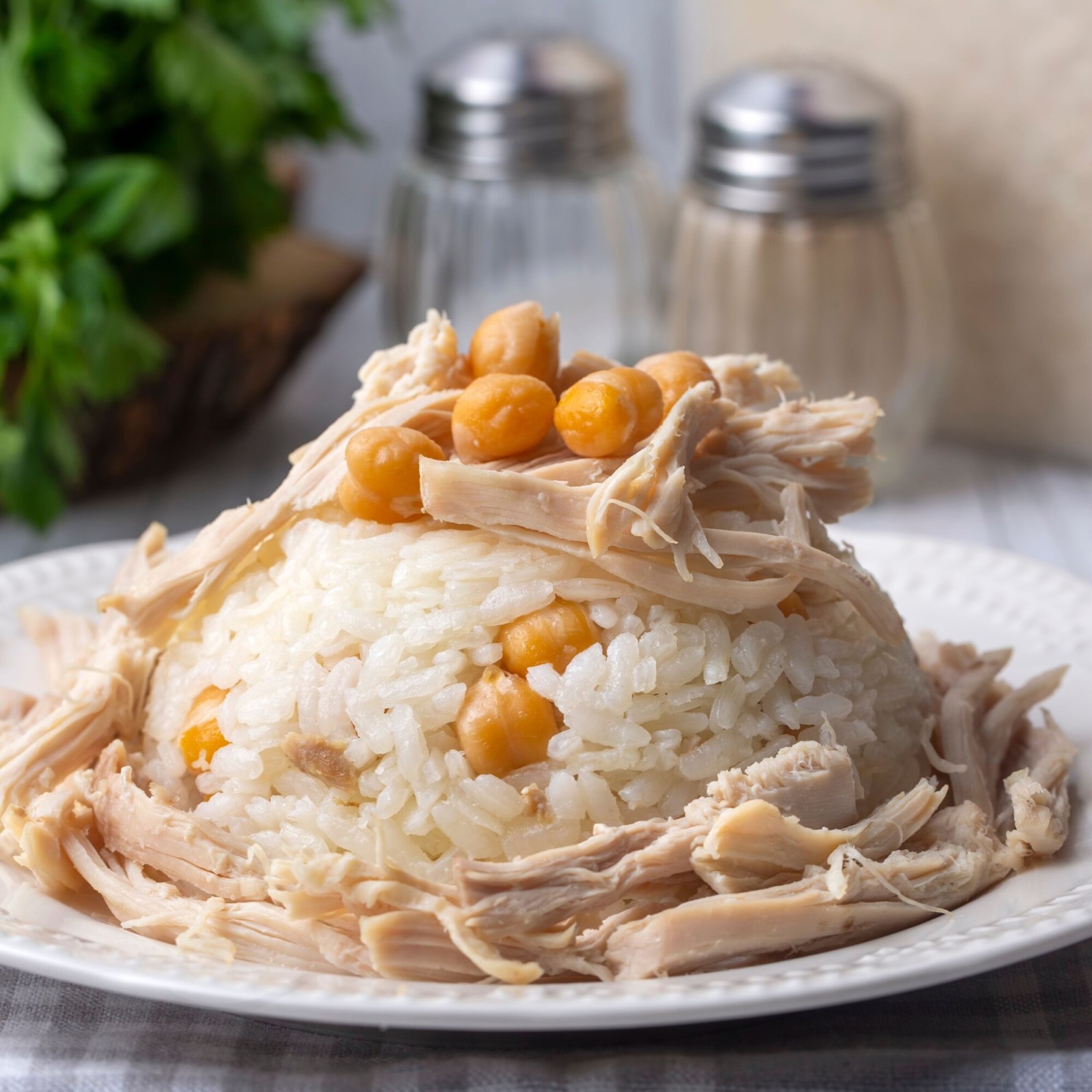 Tavuklu Nohutlu Pilav Menü