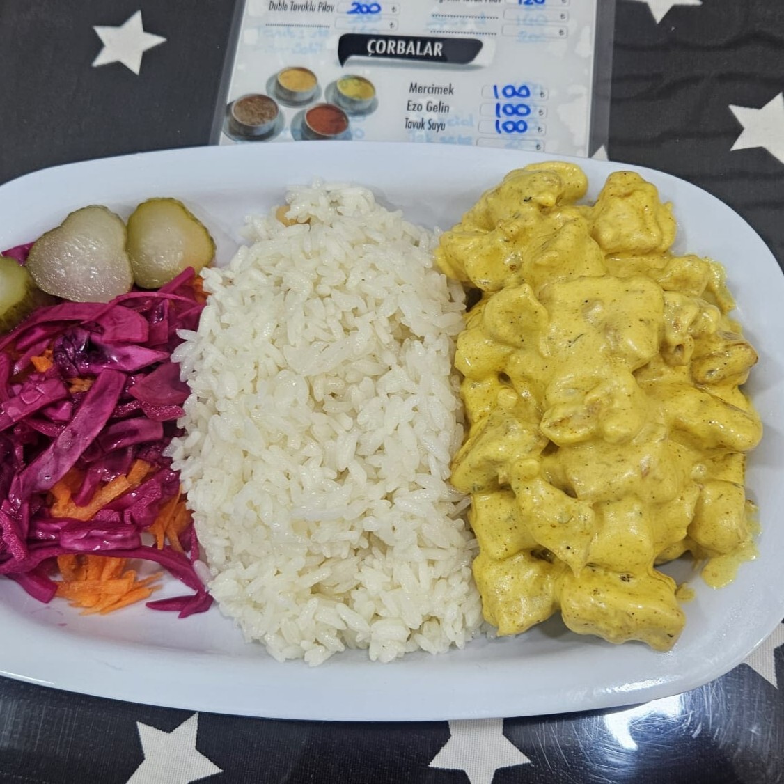 Körili Tavuk Tereyağlı Pilav Menü