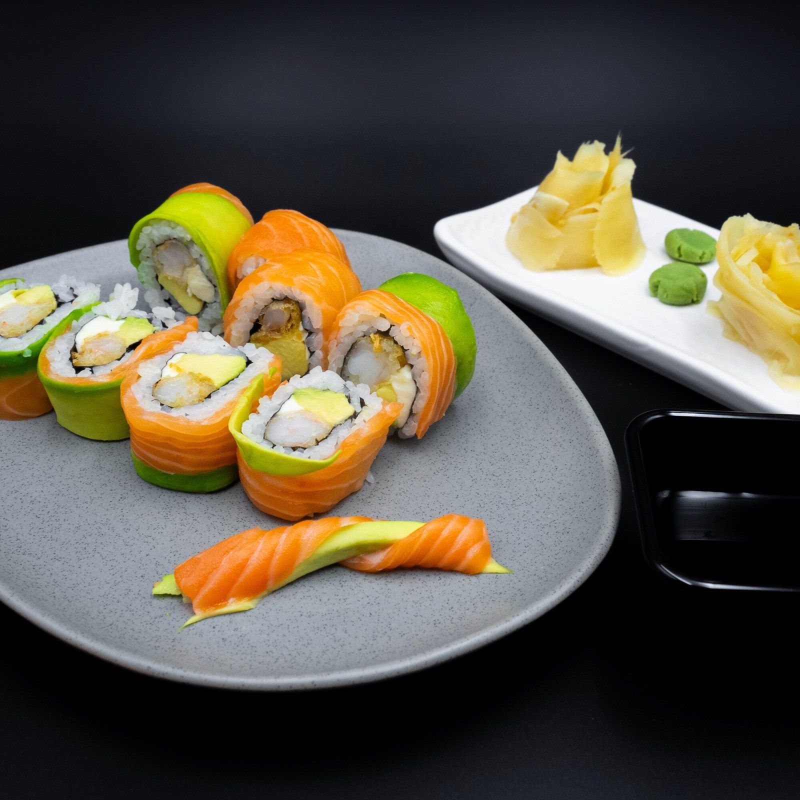 Kiev Light Roll ( 8 Adet )