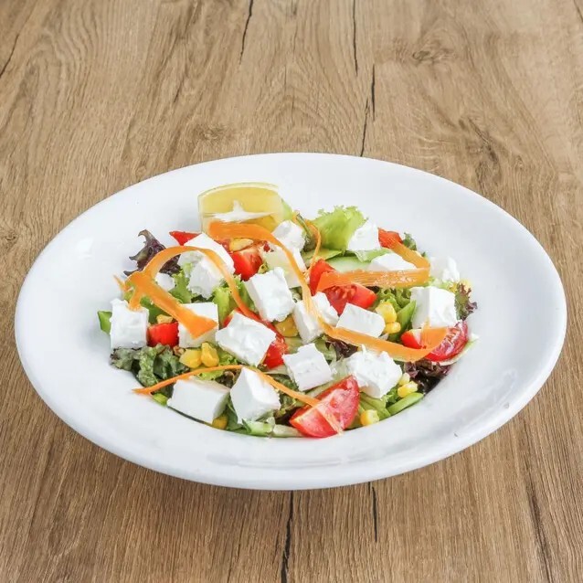 Peynirli Salata
