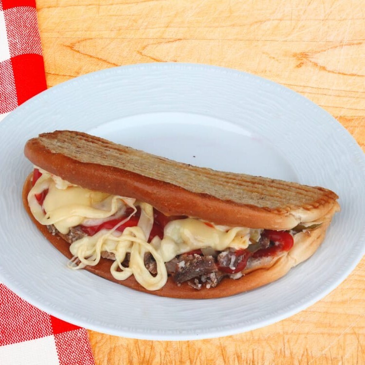 Kavurmalı Kaşarlı Ayvalık Tost