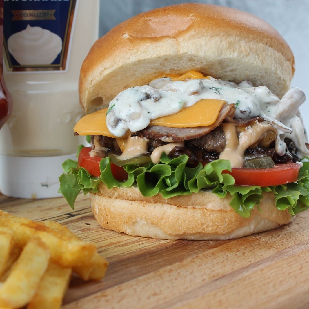 Deluxe Burger