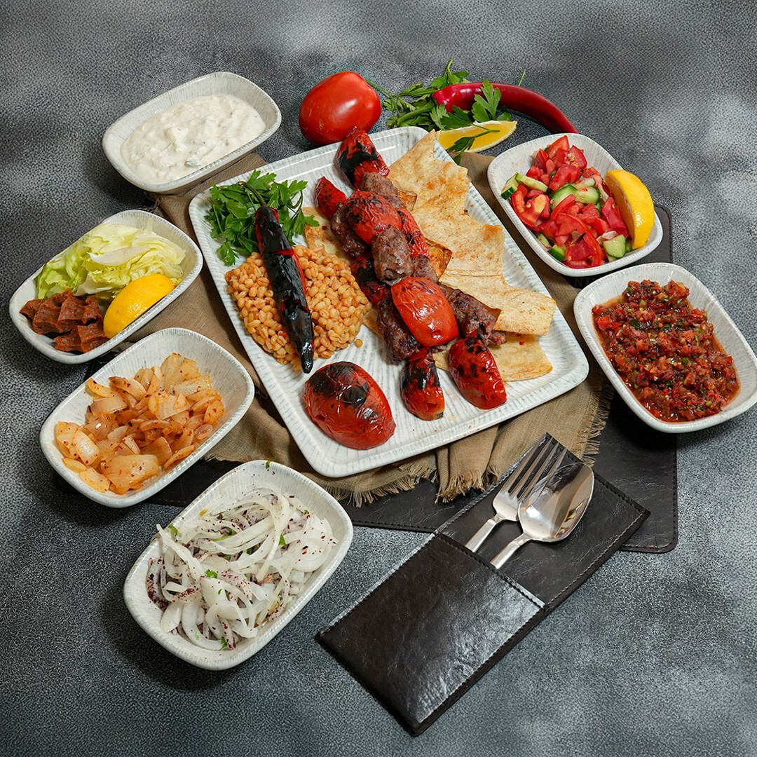 Domatesli Kebap (180 gr)
