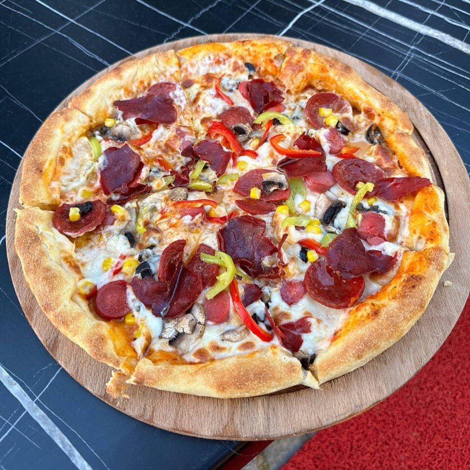Venezzia Pizza