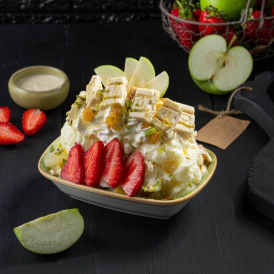 Crunchy Meyve Salatası
