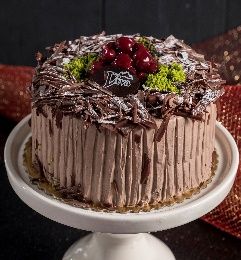 Frenuar Vişneli Pasta (6 - 8 Kişilik)