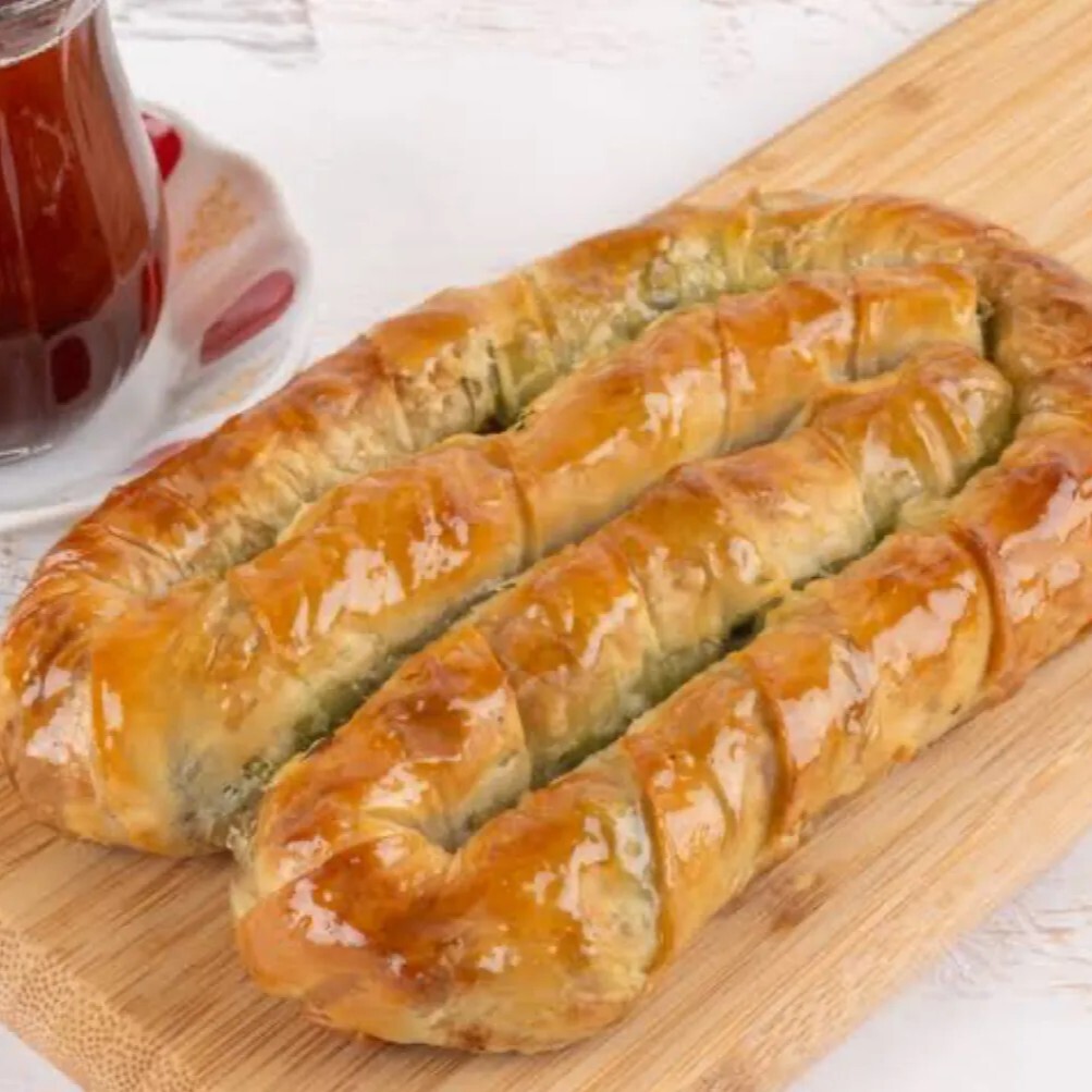 Kıymalı Sarıyer böreği(1kg)