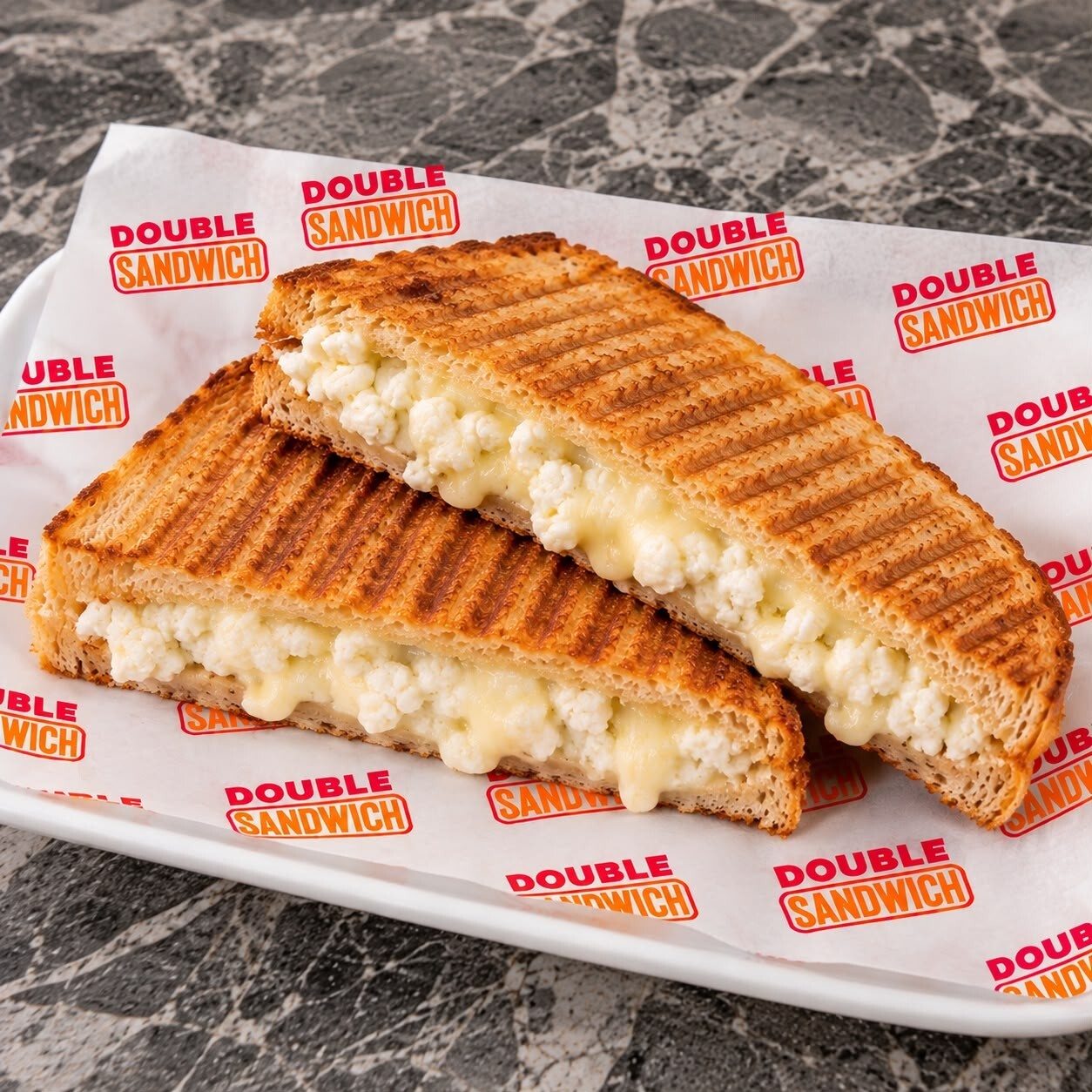 Beyaz Peynirli Tost