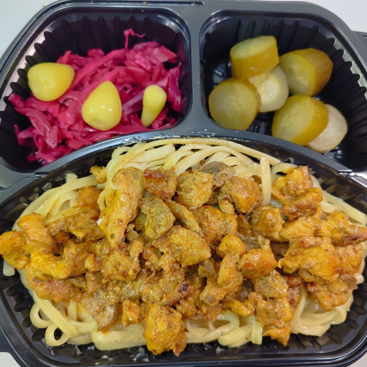Mantarlı Tavuklu & Makarna