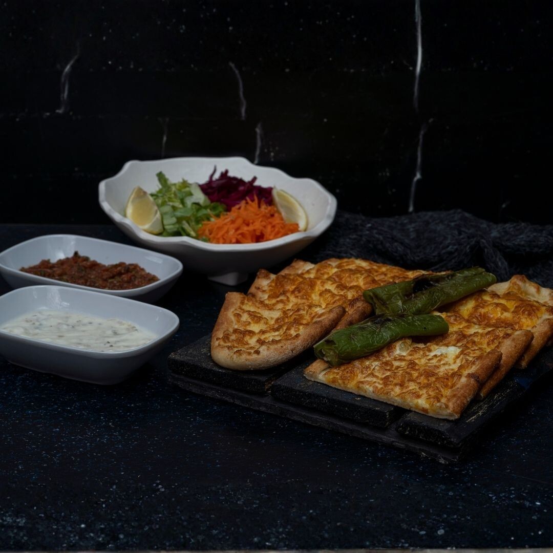 Kaşarlı Pide