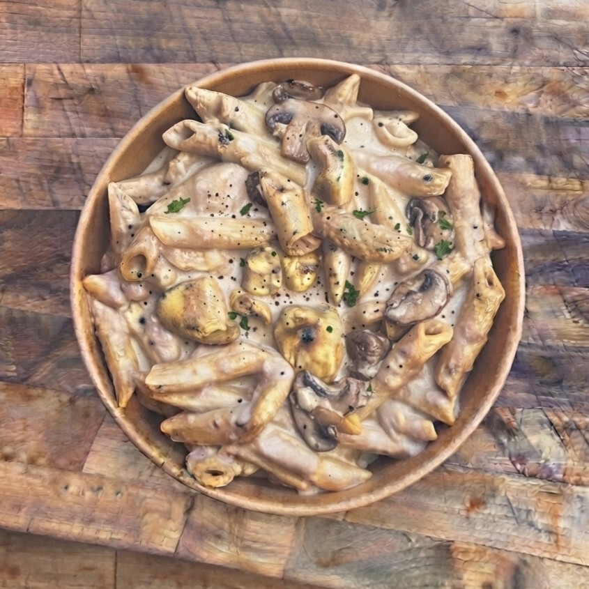 Kremalı Tavuklu Mantarlı Penne