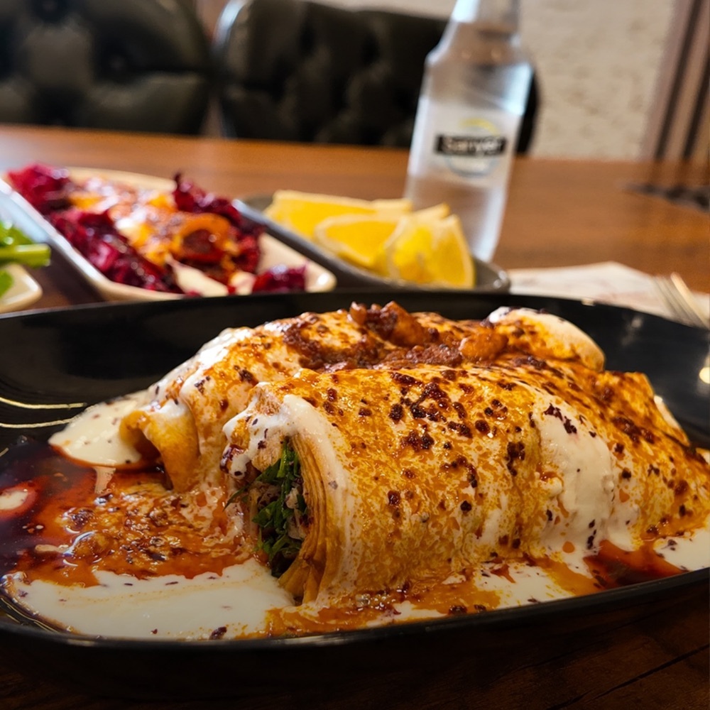 Yoğurtlu Et Tantuni