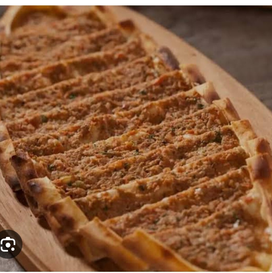 Kıymalı Pide