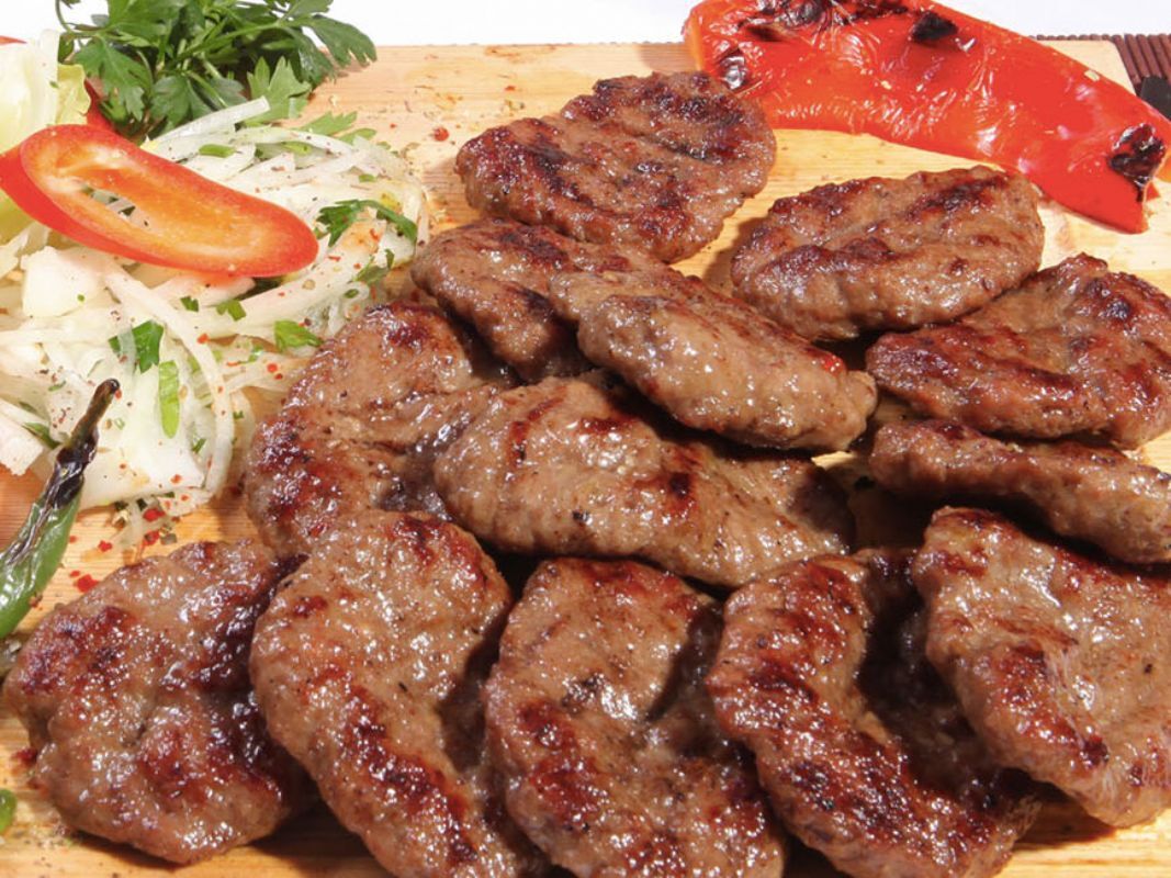 Karışık Köfte