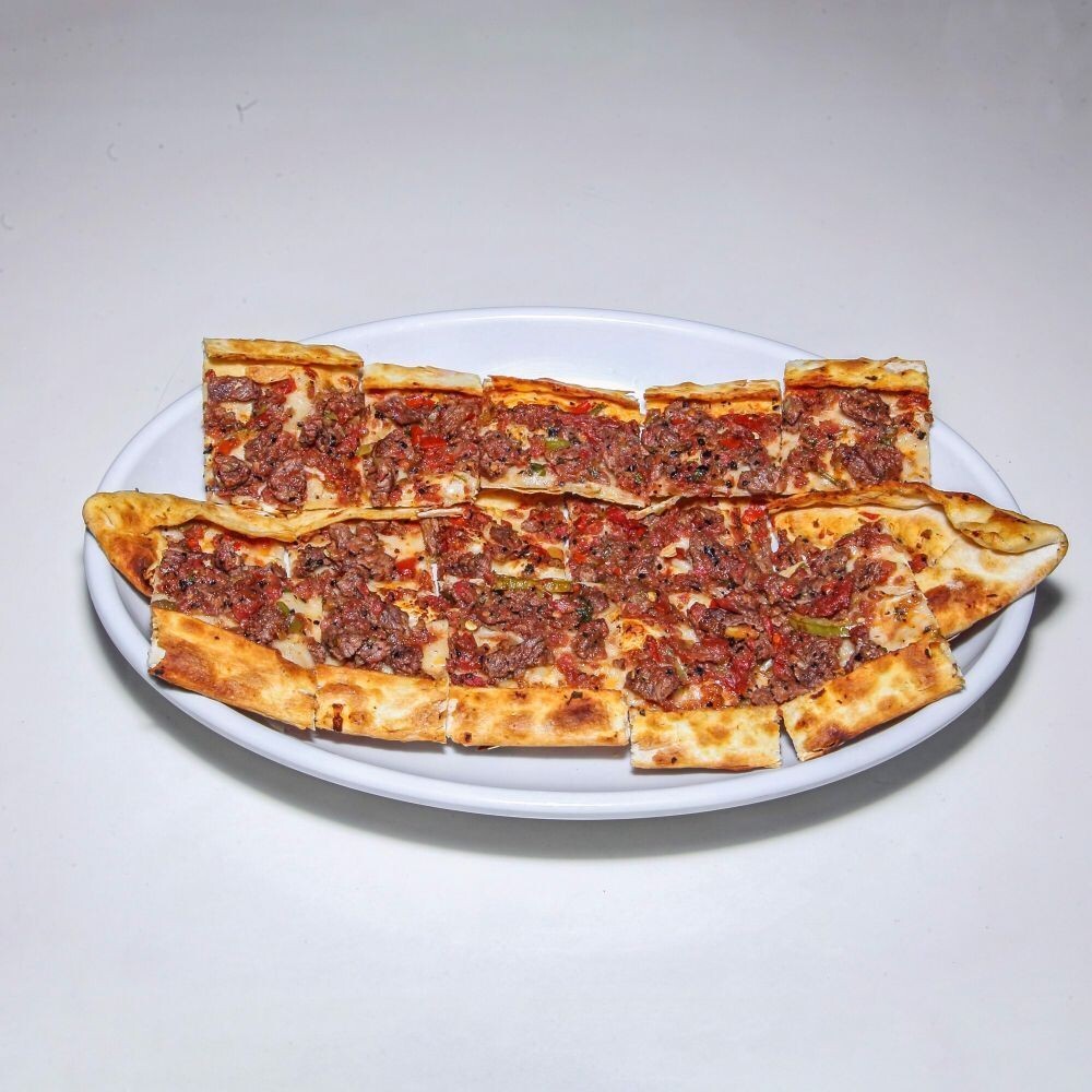 Kuşbaşılı Pide