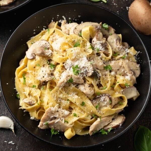 Fettuccine Alfredo