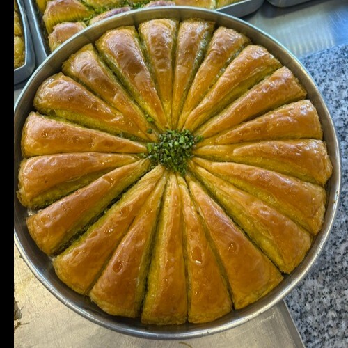 Fıstıklı Havuç Dilim Baklava(1 Adet)