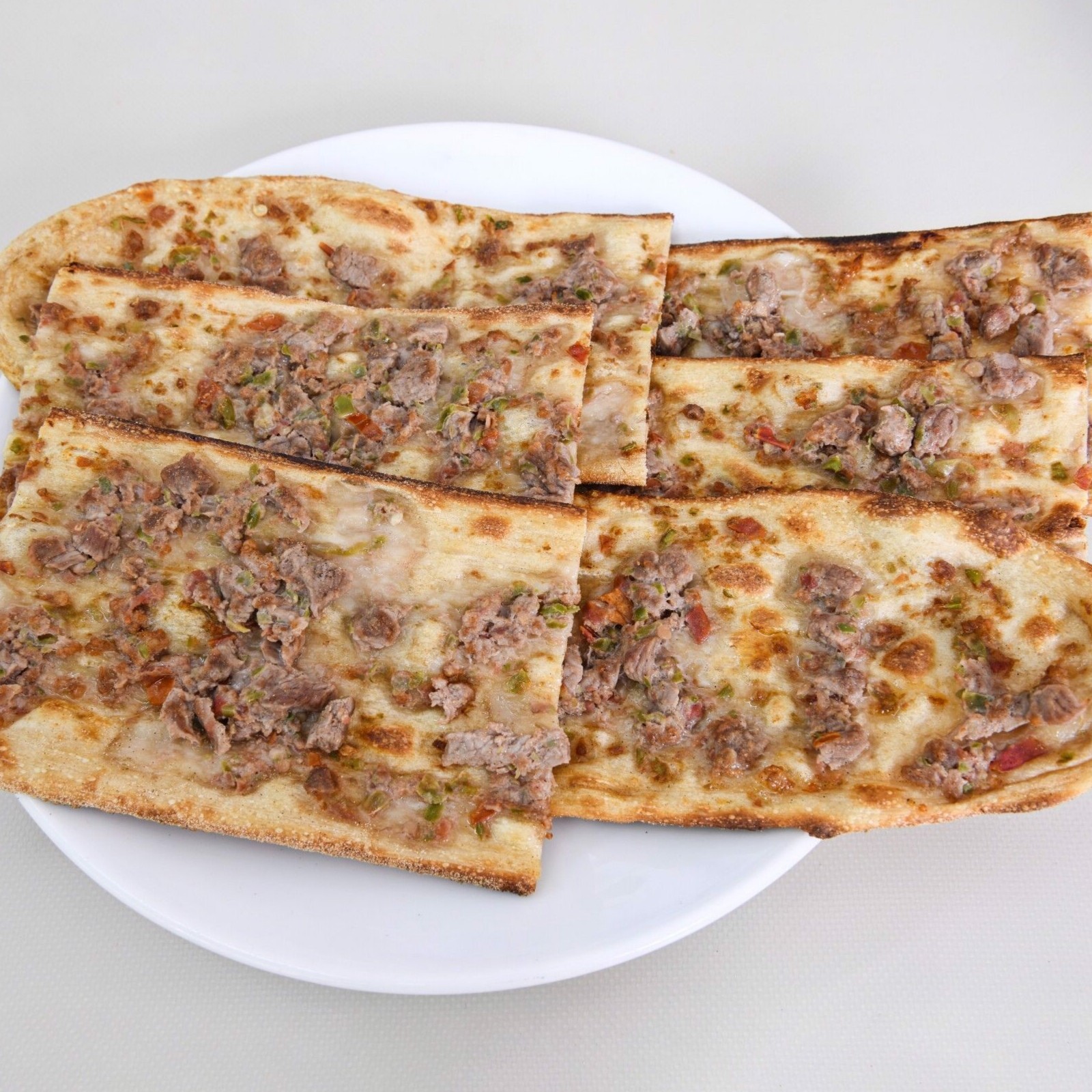 Kıymalı Kaşarlı Etliekmek