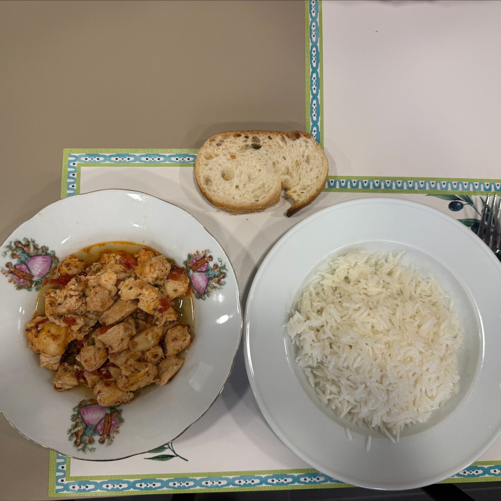 Tavuk Sote ve Pirinç Pilavı