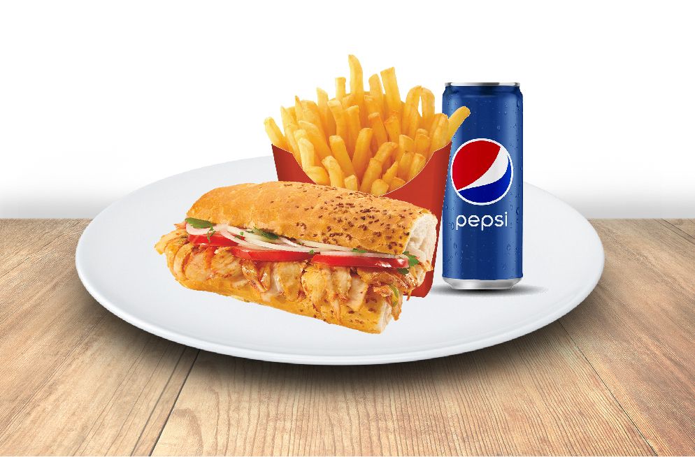 Yarım Ekmek Tavuk Döner (70 gr.) patates kutu pepsi
