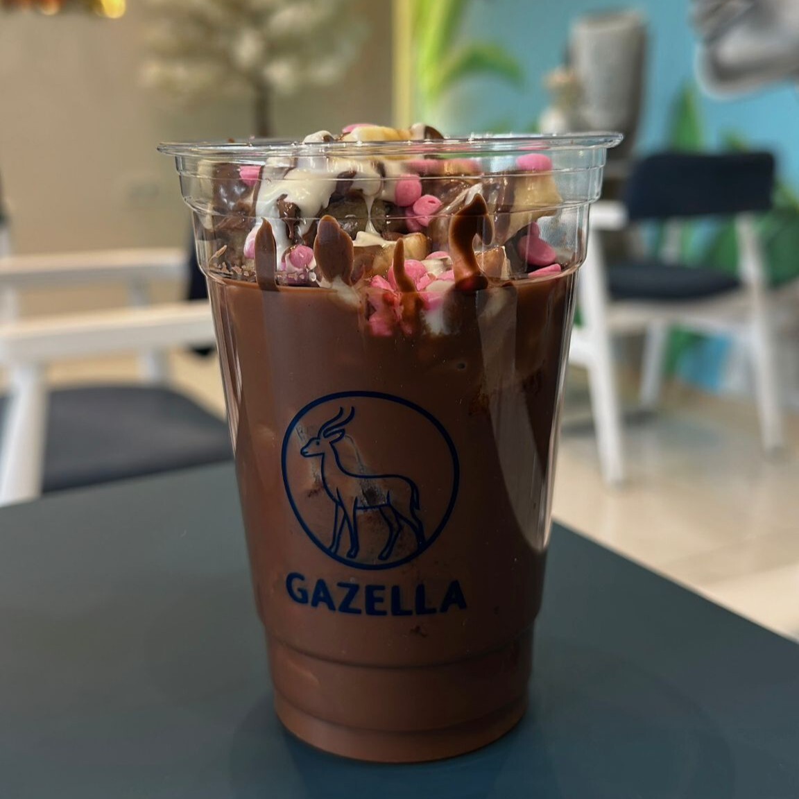 Çilekli&Muzlu Bardak Waffle