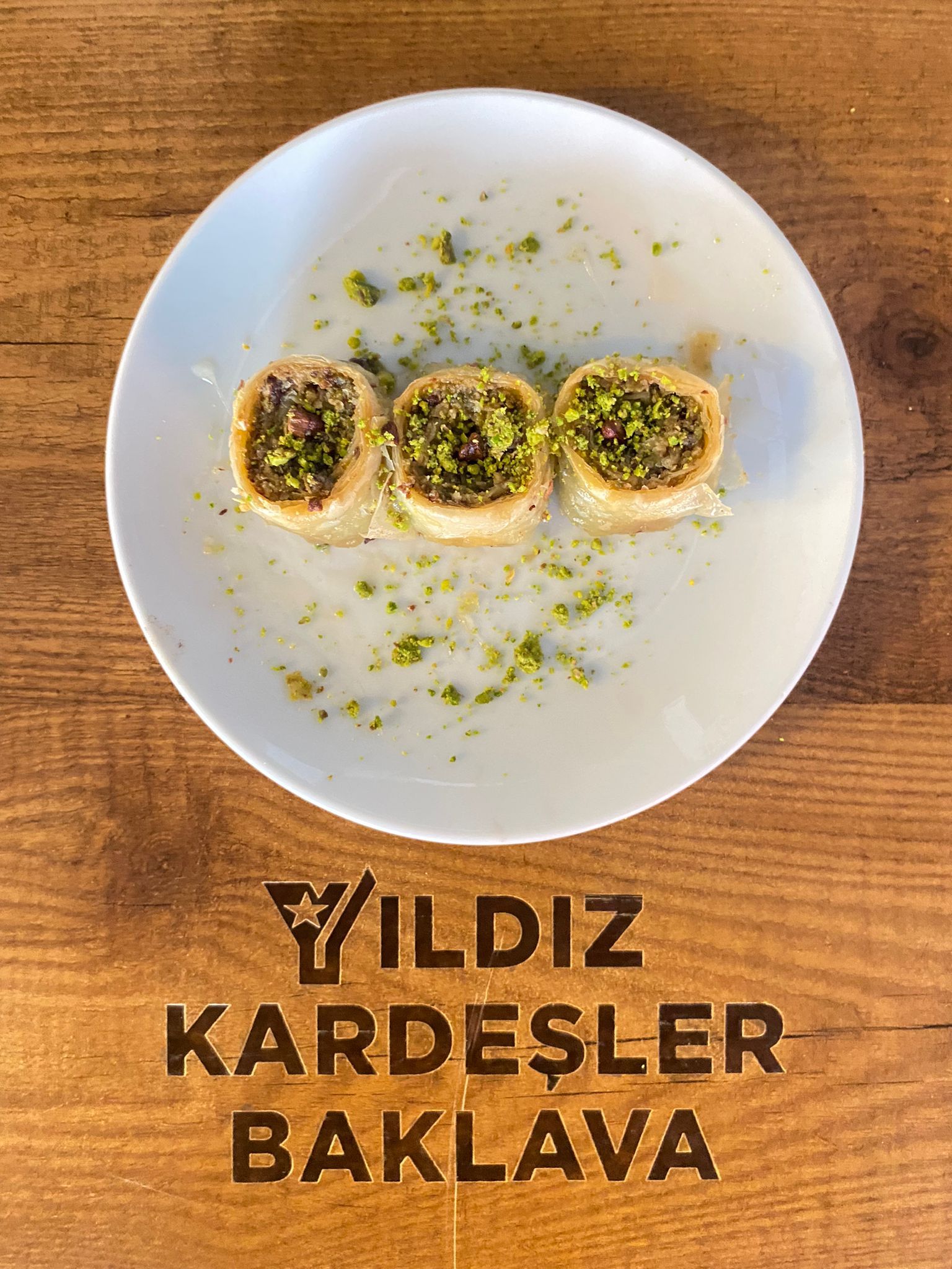 Fıstıklı Kuş Gözü (1 kg.)