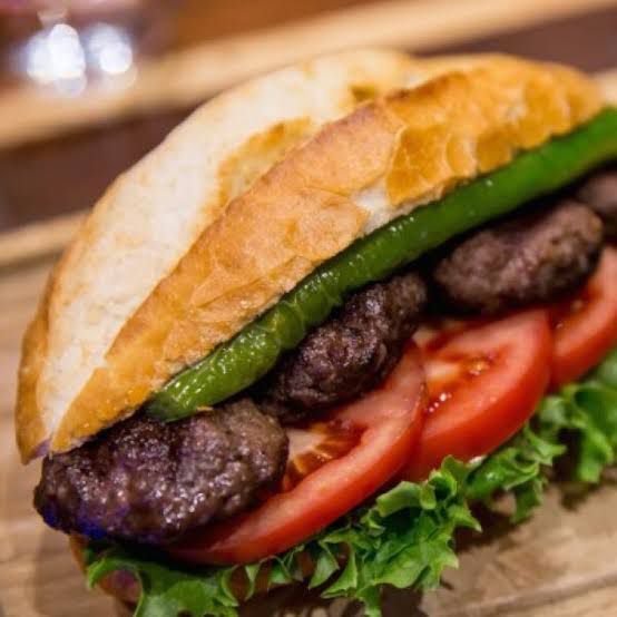 Tam Ekmek Köfte