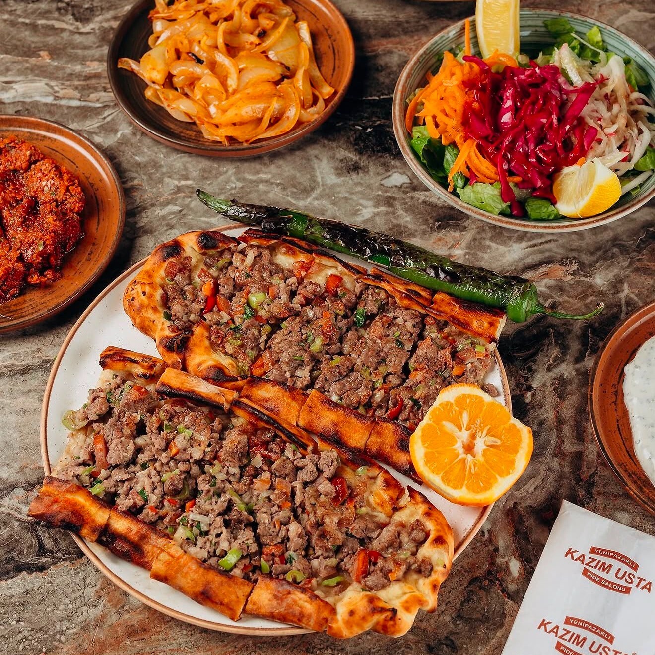 Kuzu Kaburgalı Pide