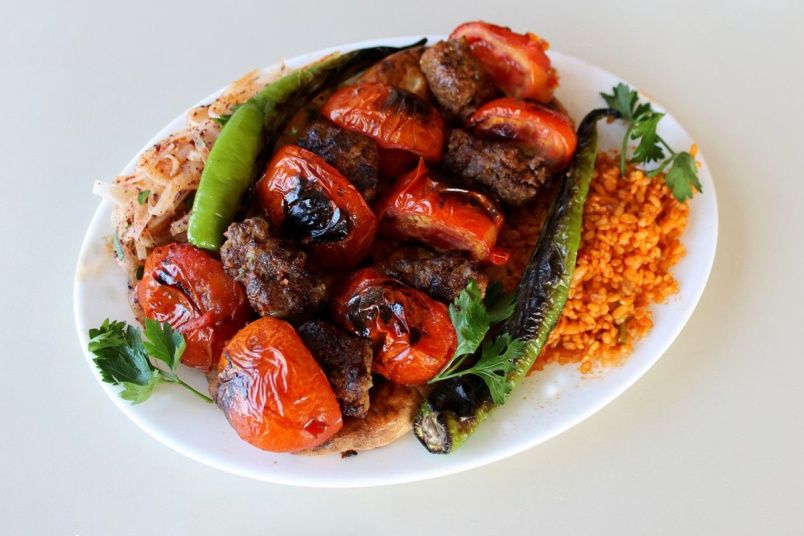 Domatesli Kebap