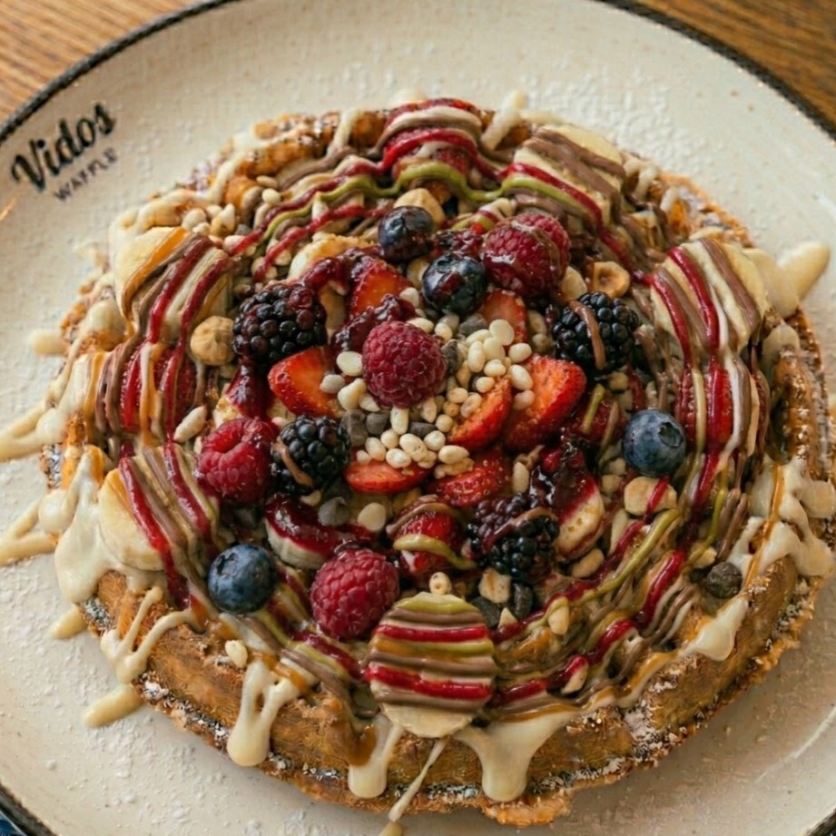Orman Meyveli Waffle (Büyük Hamur)