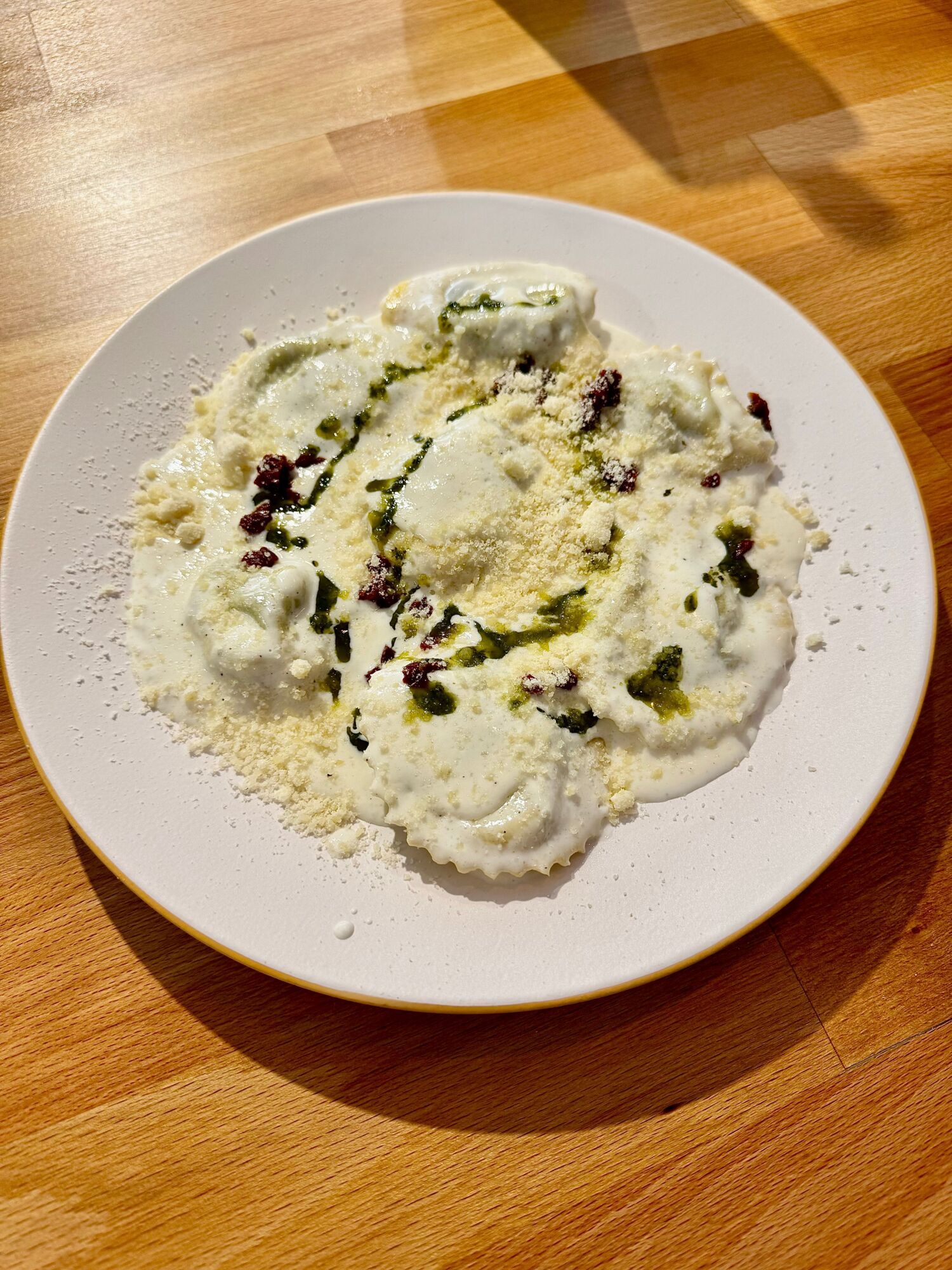 Ispanaklı Ravioli
