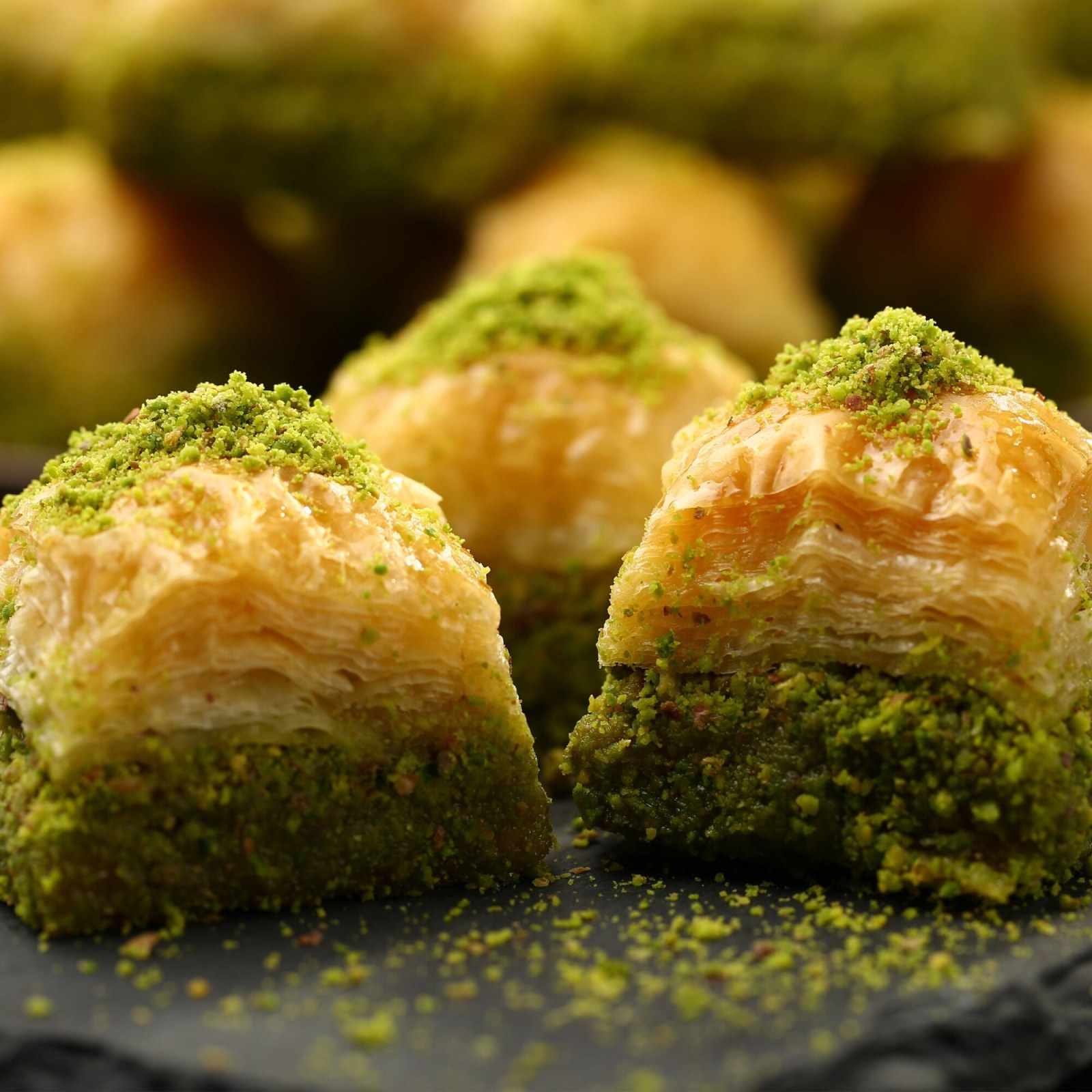 Fıstıklı Kuru Baklava (1 kg.)