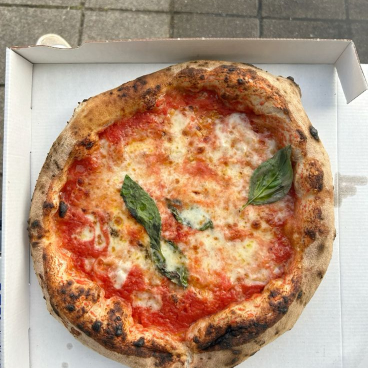 Kremalı Körili Tavuklu Pizza
