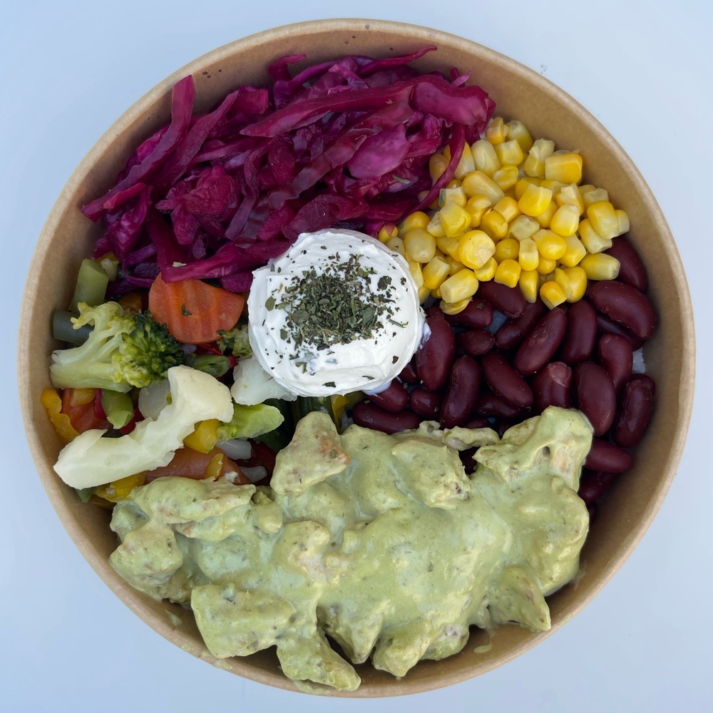 Pesto Soslu Tavuk Bowl