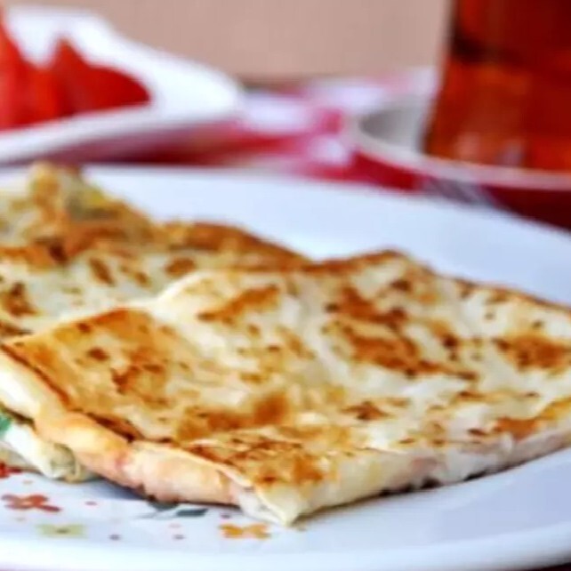 Gözleme kaşarlı