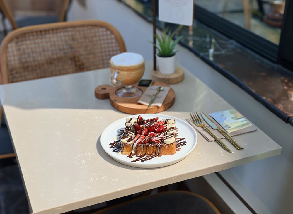 Meyveli Çikolatalı Waffle