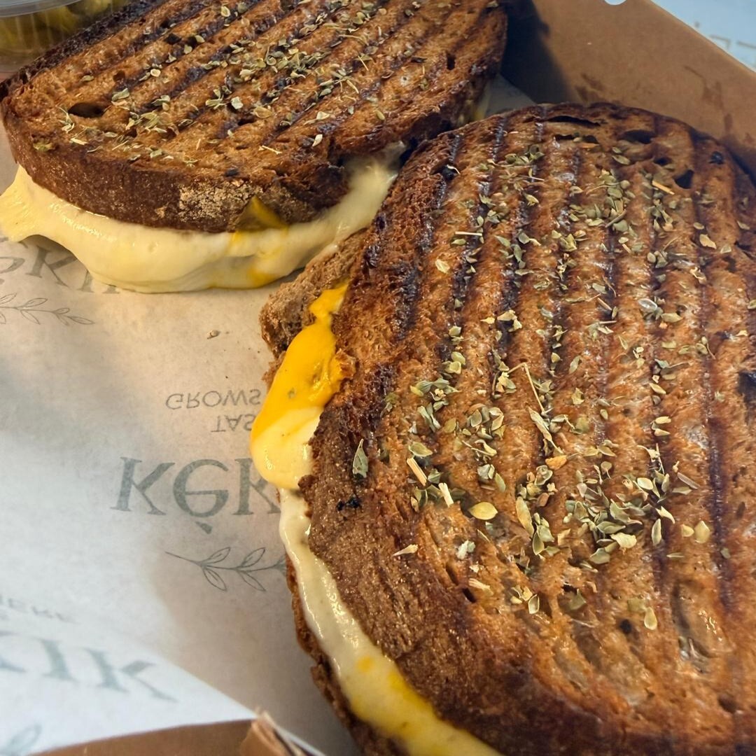 3 Peynirli Tost