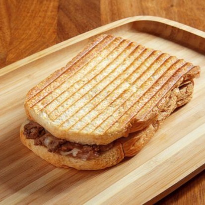Özel Tost Ekmeğinde Karışık Tost