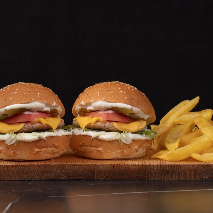Twin Tavuk Burger