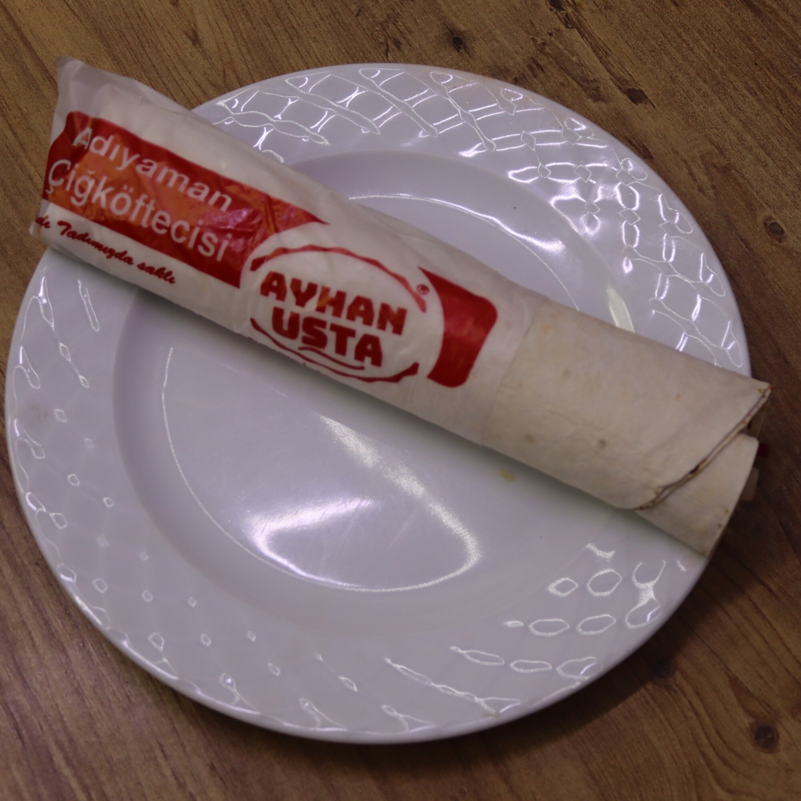 5 Adet çiğ köfte dürüm (100gr)+ 5 Adet ayran (175ml)