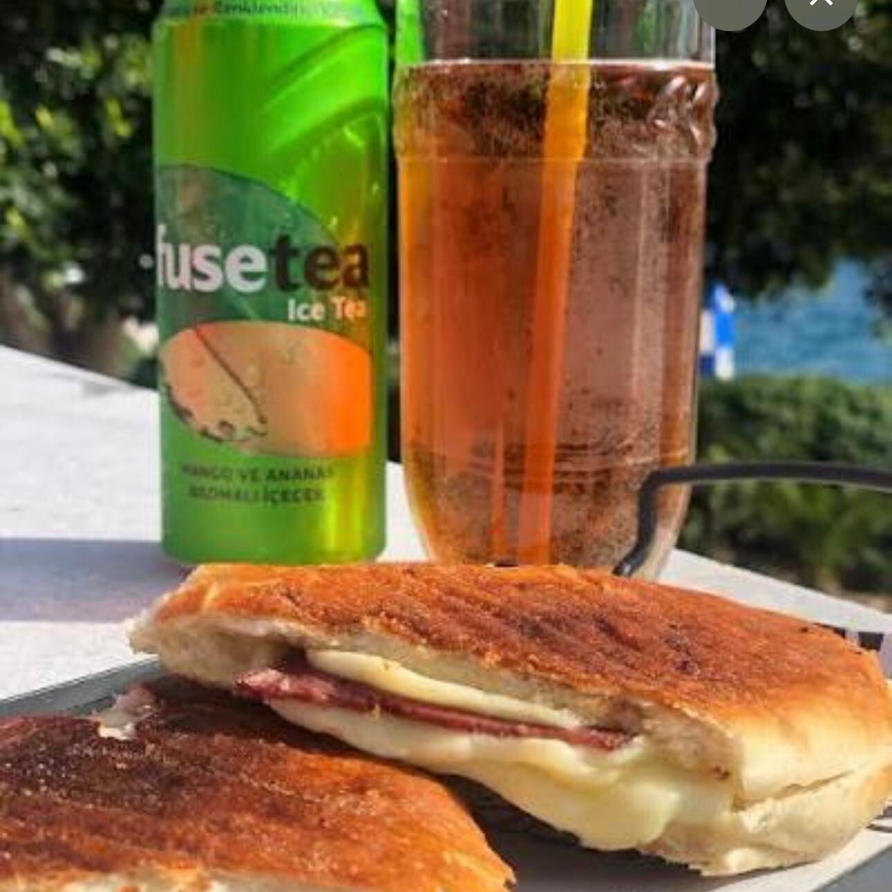 Kaşar Sucuk Tost Menü