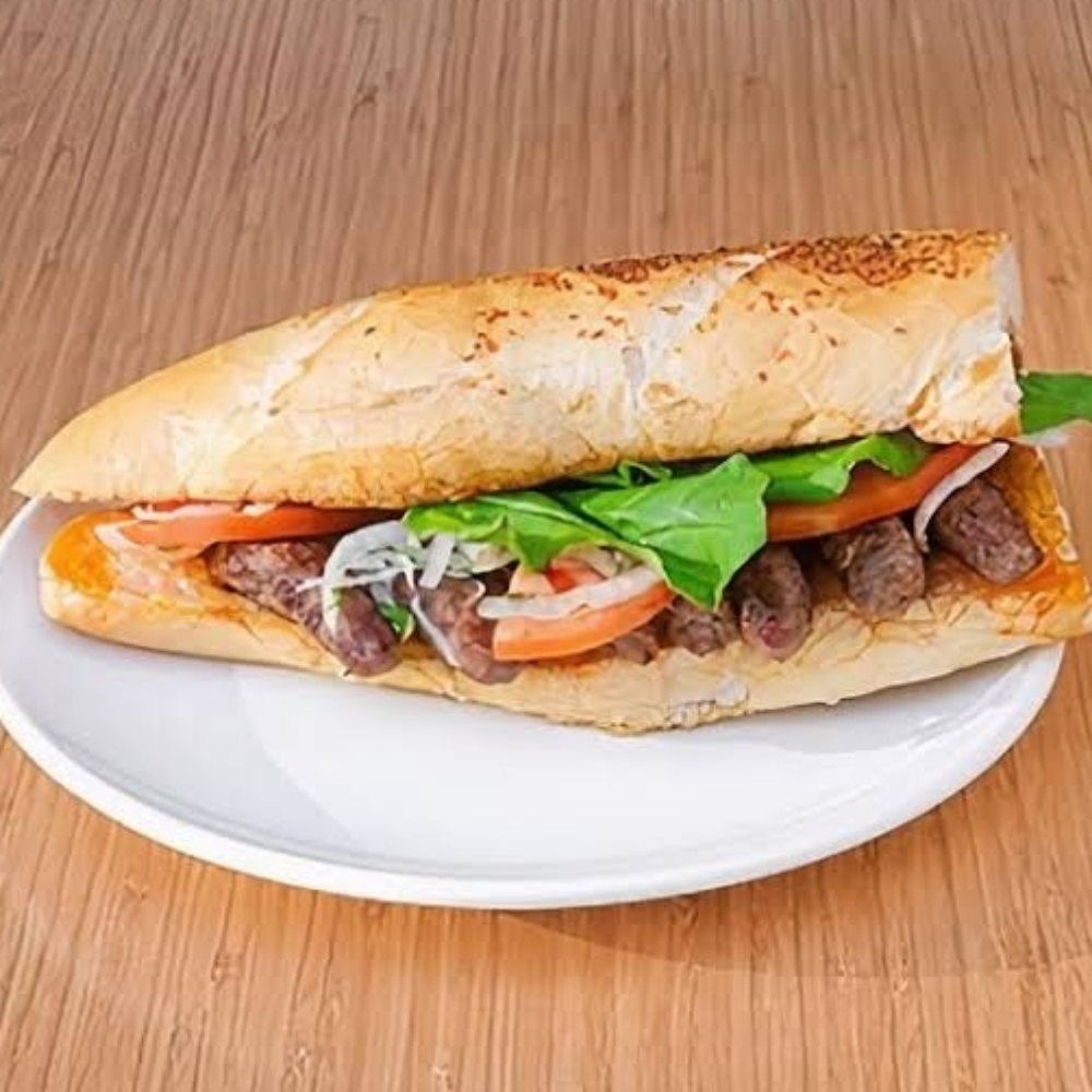 Ekmek Arası Ödemiş Köfte