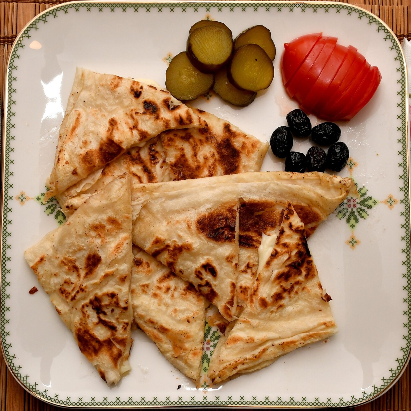 Kola Turka Fırsatı (Patatesli Gözleme)