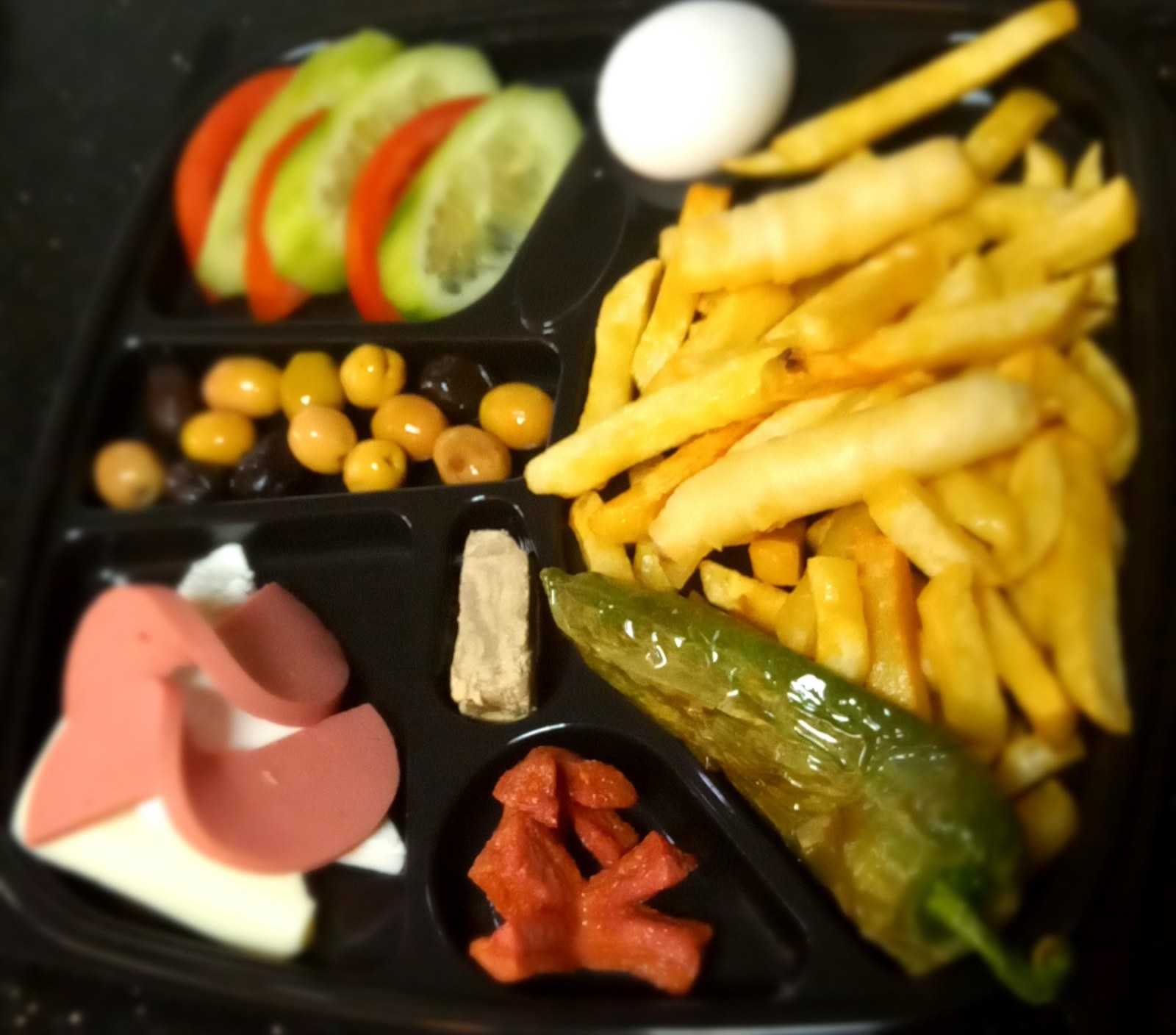 Tuna Kahvaltı Tabağı