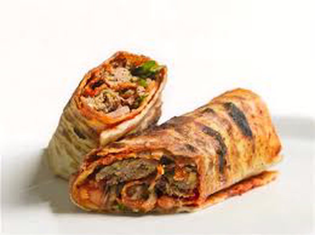 Dana Kuşbaşı Tost Dürüm