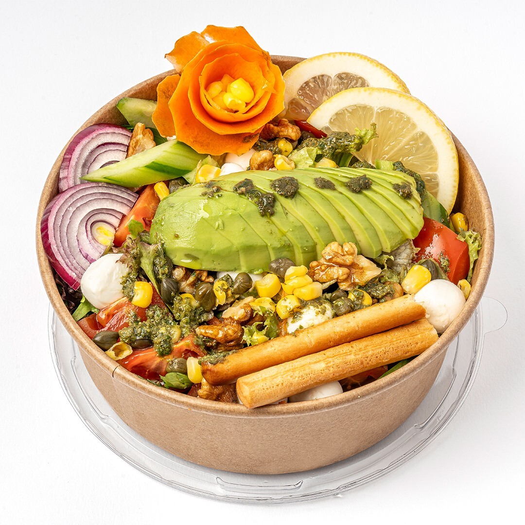 Avokadolu Salata